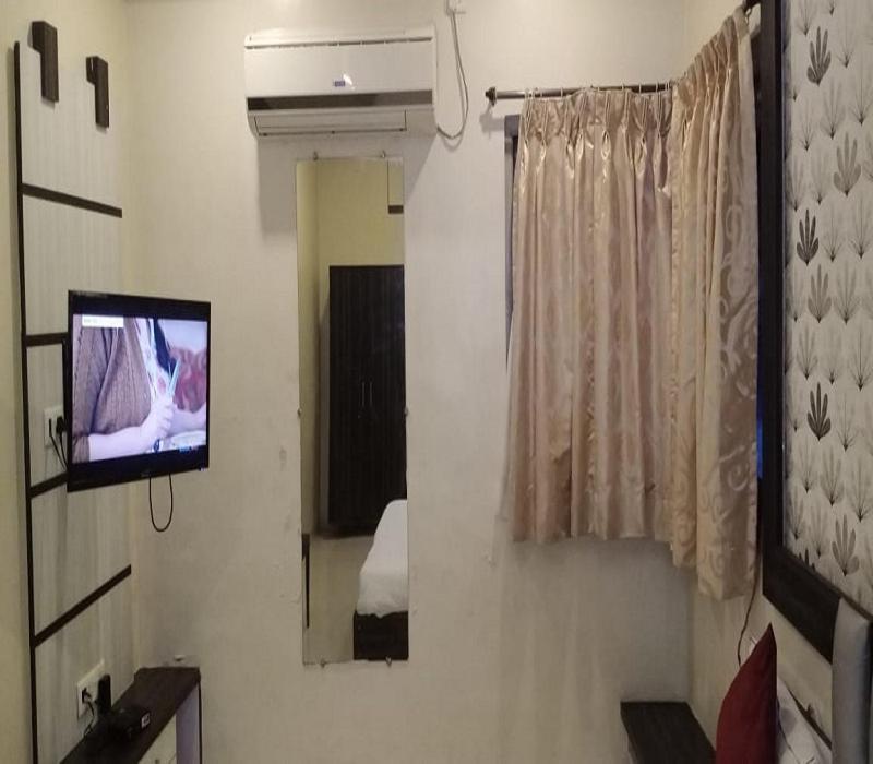 Hotel White House Pune Ngoại thất bức ảnh