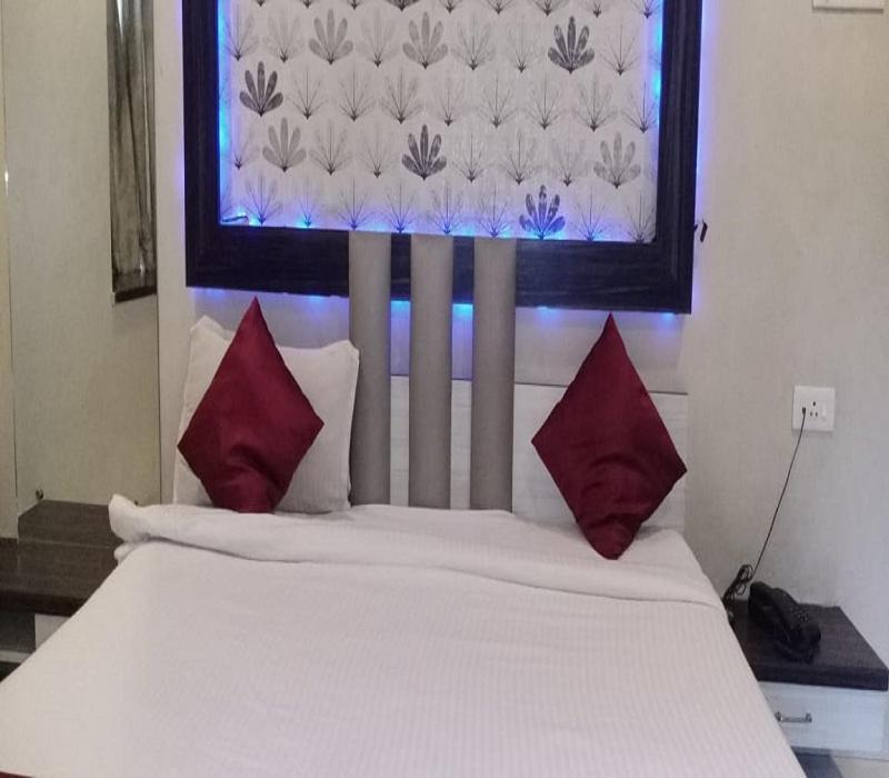 Hotel White House Pune Ngoại thất bức ảnh