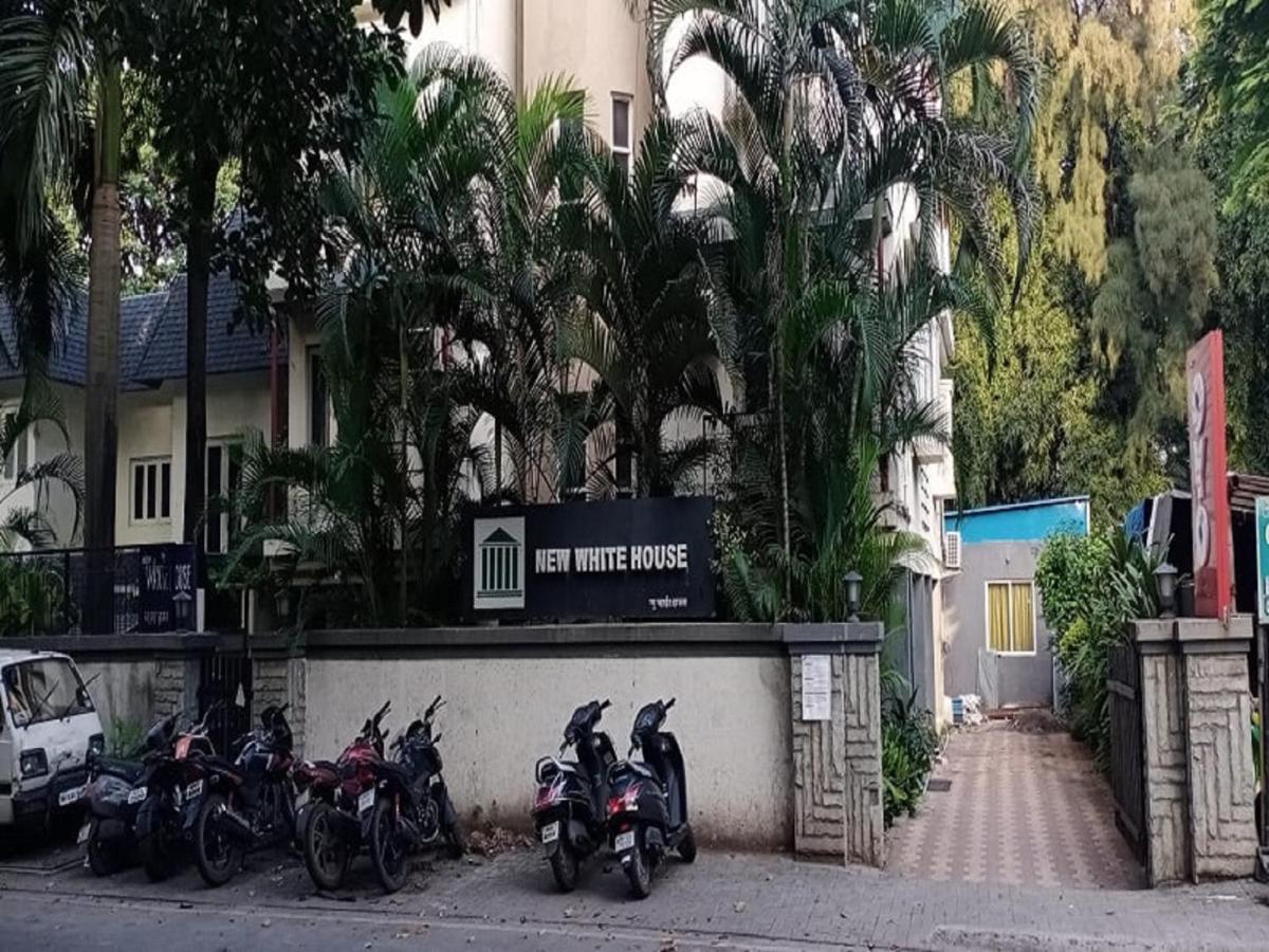 Hotel White House Pune Ngoại thất bức ảnh