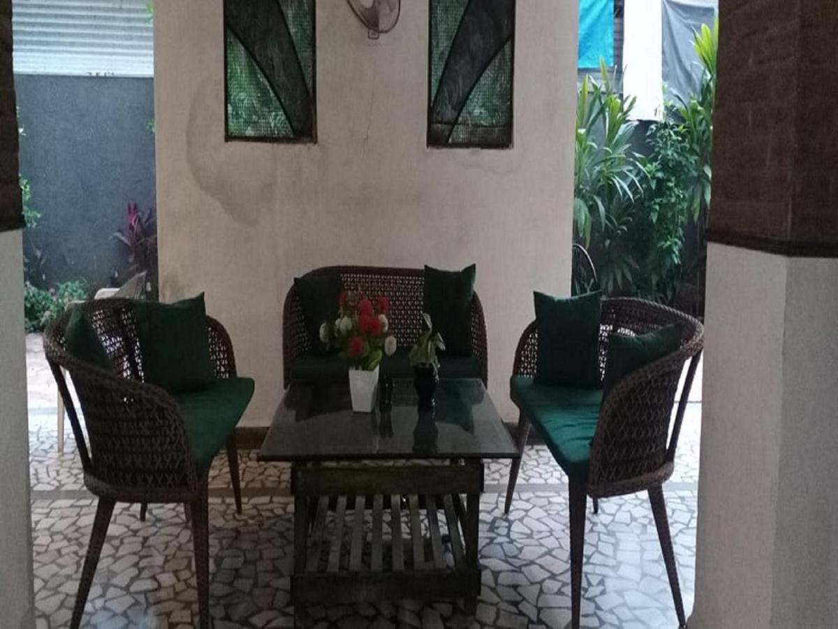 Hotel White House Pune Ngoại thất bức ảnh